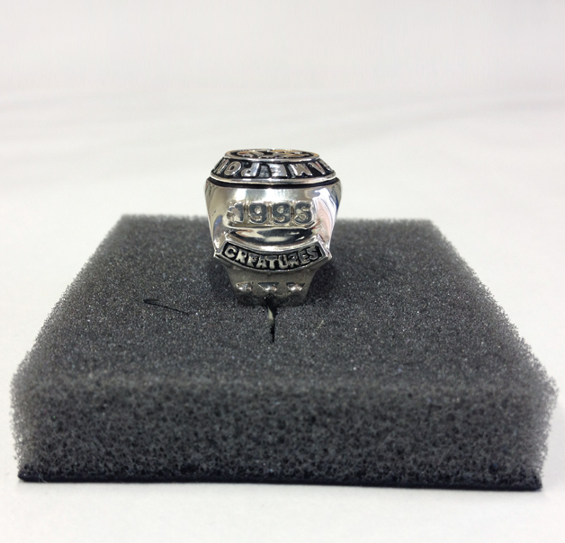 eredie work: Novelty Goods<br/>College Ring